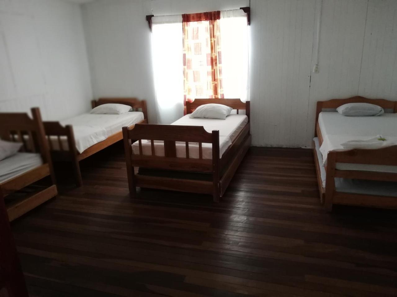 Hostel Orozco - Costa Rica Río Cuarto Εξωτερικό φωτογραφία