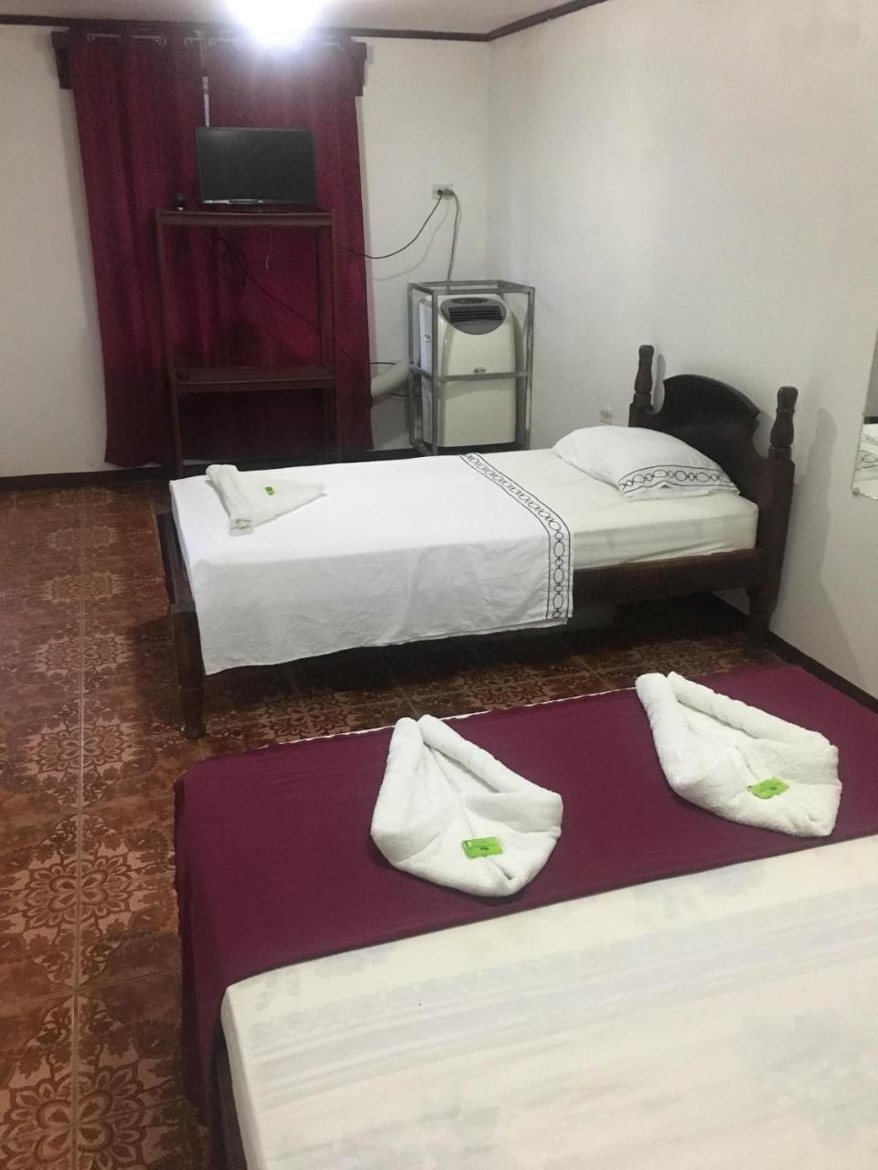 Hostel Orozco - Costa Rica Río Cuarto Εξωτερικό φωτογραφία